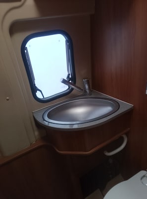 Bathroom - Camper Life in Lapland (Kemi)