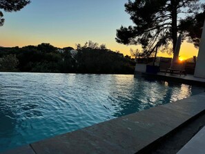 Pool - Vrbo Property (Toulon)