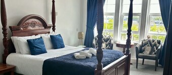 The Harbour Hotel