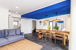 Living area - Casa do Porto Santa Cruz B&B (Azores)