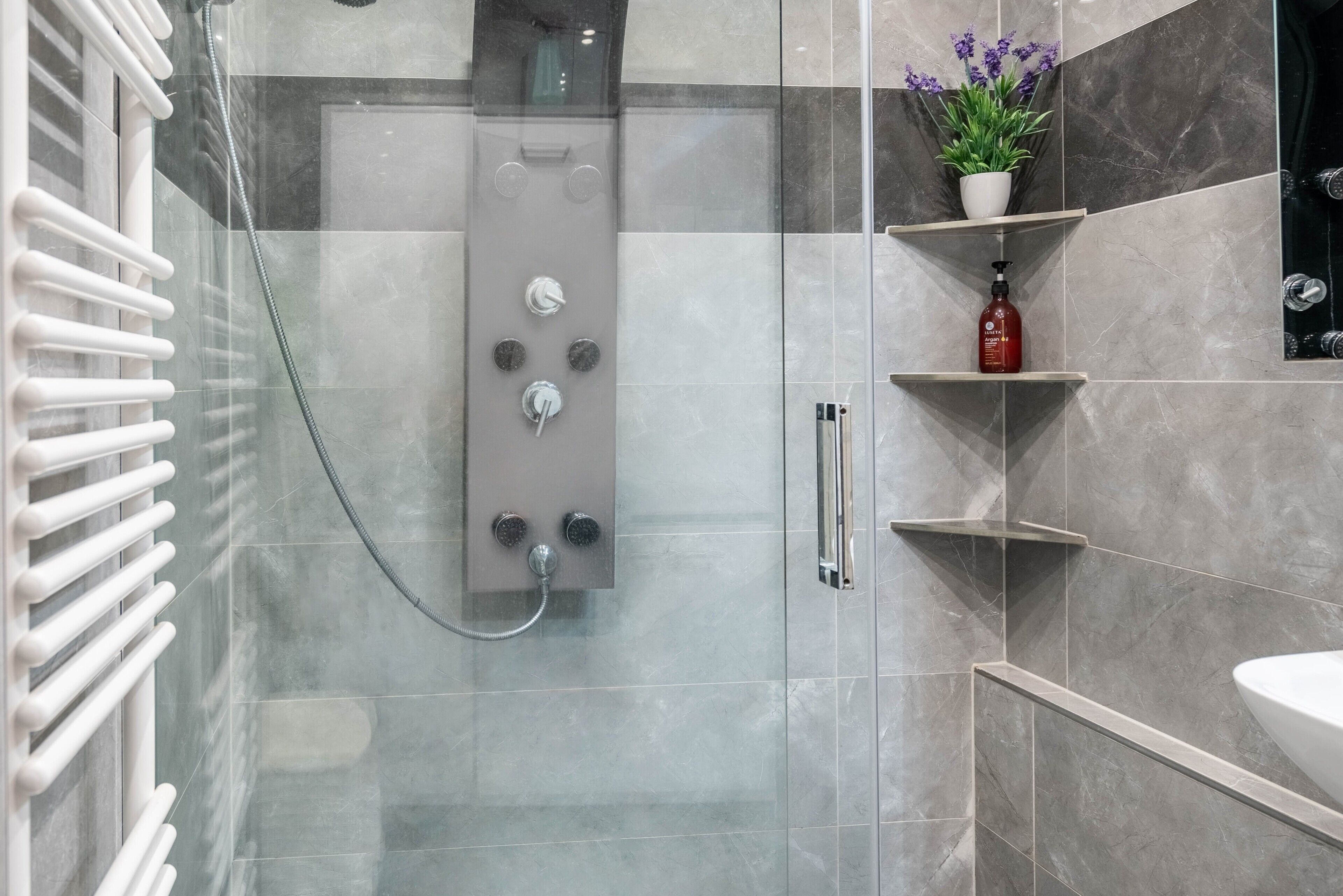 Dusche, Haartrockner