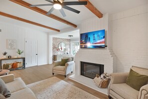Unclassified image, 2 of 31, button - Tabby Cottage: 3  BR, 3.5  BA House in Jekyll Island, Sleeps 6 (Jekyll Island)