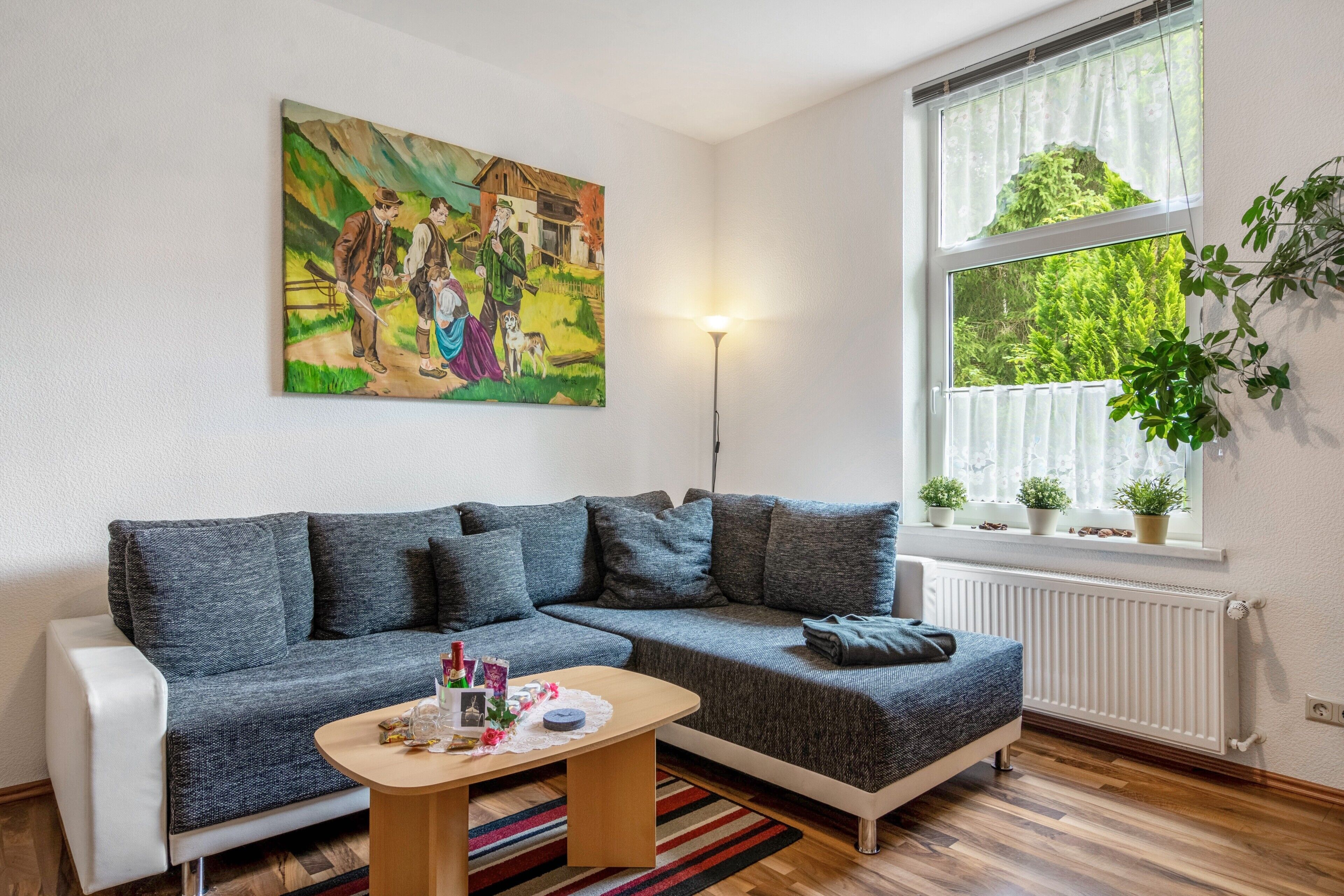 Fernseher, DVD-Player, Stereoanlage