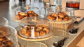 Tägliches inbegriffenes Frühstücksbuffet