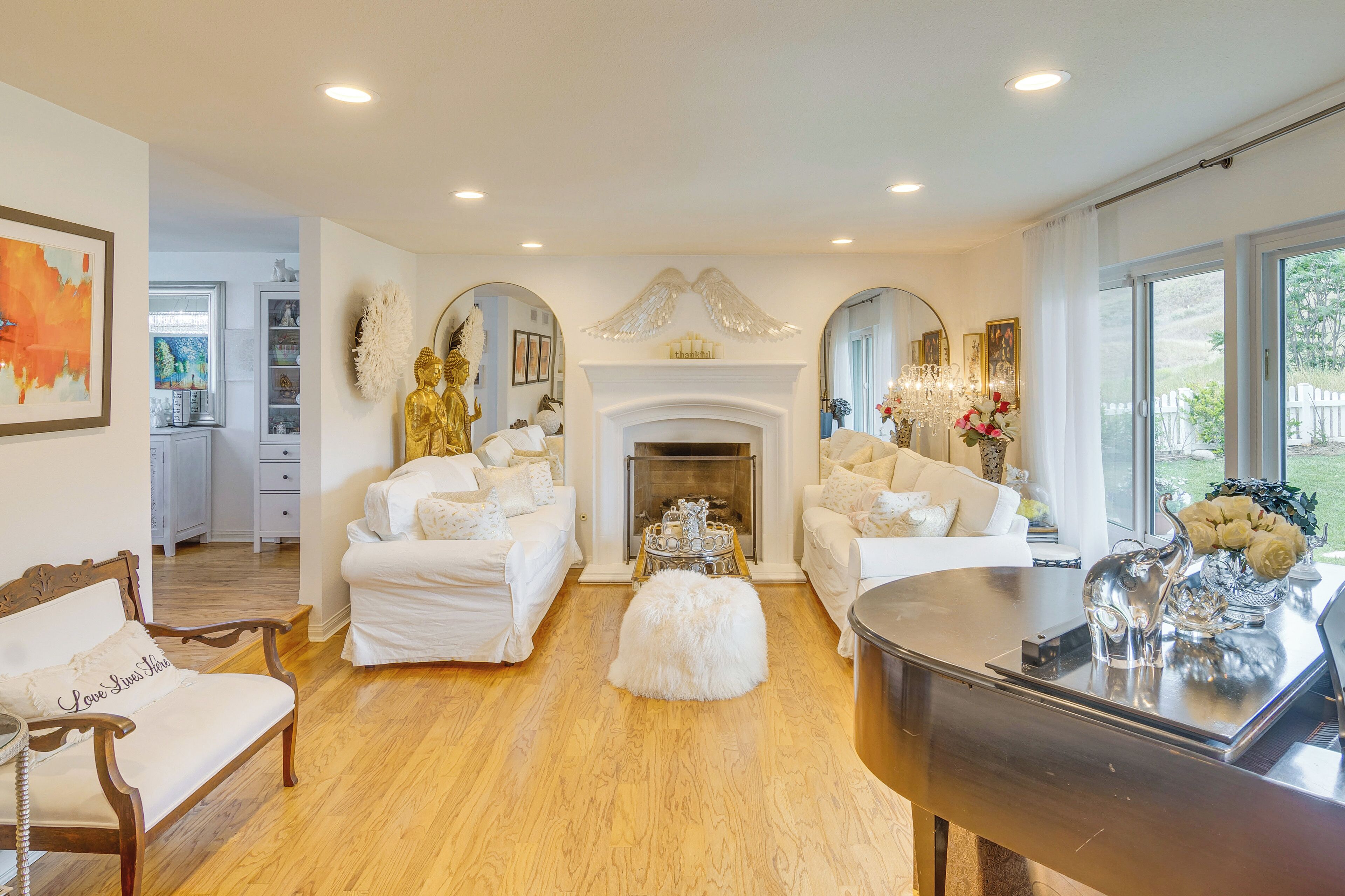 House (4 Bedrooms) | Interior
