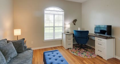 Peaceful Lake Escape w/ Dock in Coffee County