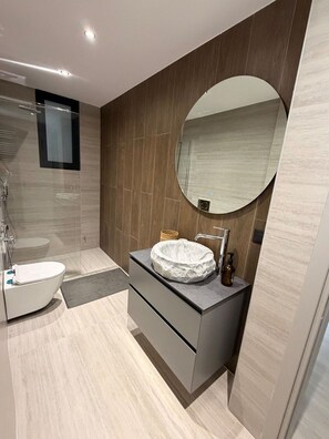 Signature Condo, 2 Bedrooms, Non Smoking, Kitchen | Bathroom - Elliniko Elite Residence (Elliniko)