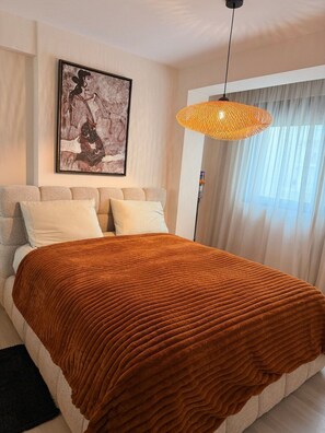 Signature Condo, 2 Bedrooms, Non Smoking, Kitchen | Individually decorated, individually furnished, iron/ironing board - Elliniko Elite Residence (Elliniko)