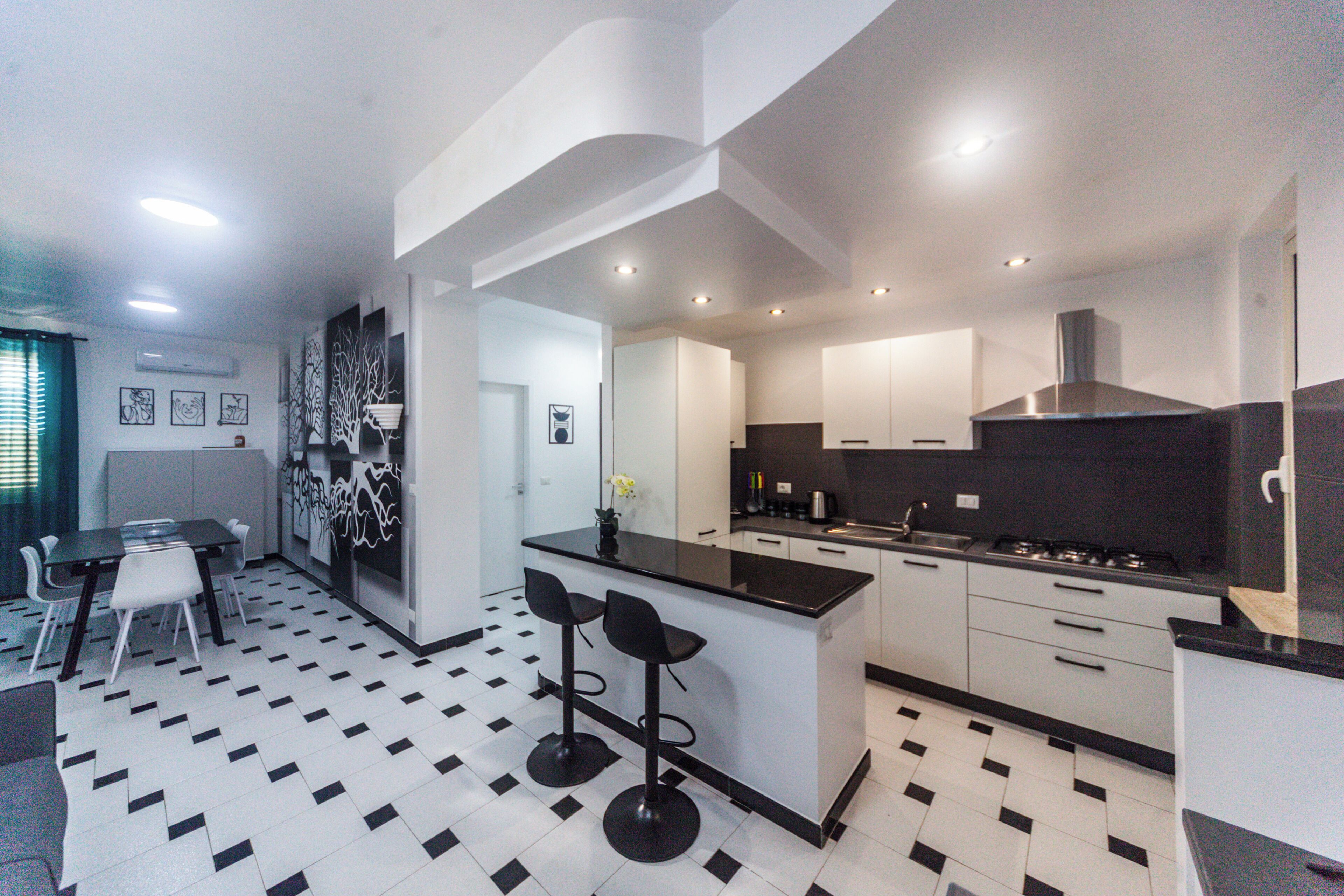 Apartamento, 3 quartos, ar-condicionado | Cozinha privada | Geladeira grande, fogão, cooktop, lava-louças