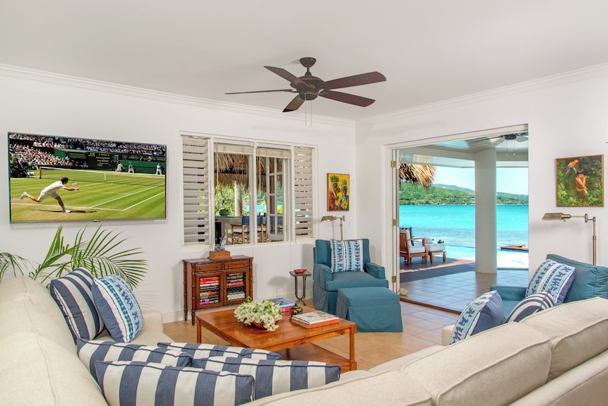 Oceanfront Paradise Staffed 4 Bedroom Home Views Pool Beach Access Gym Tennis - Montego Bay