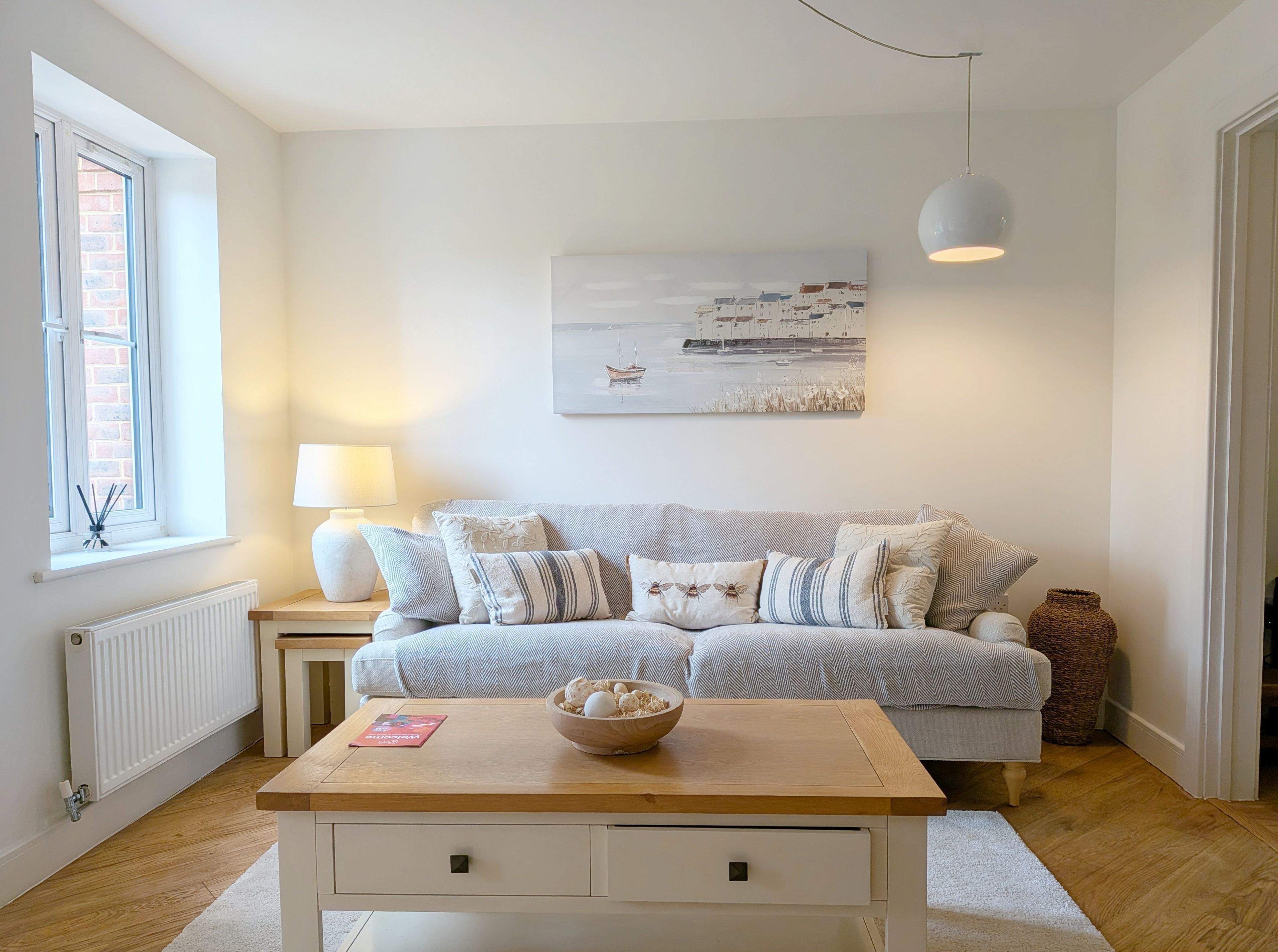 Seagrass - Sleeps 8 Guests  In 4 Bedrooms - Bognor Regis