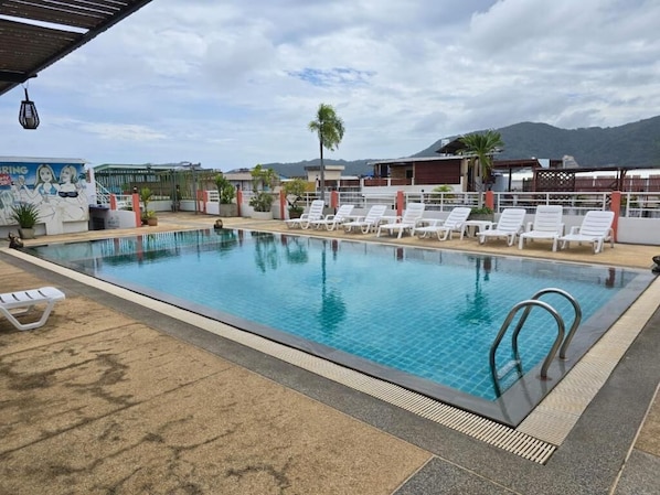 Piscine extérieure
