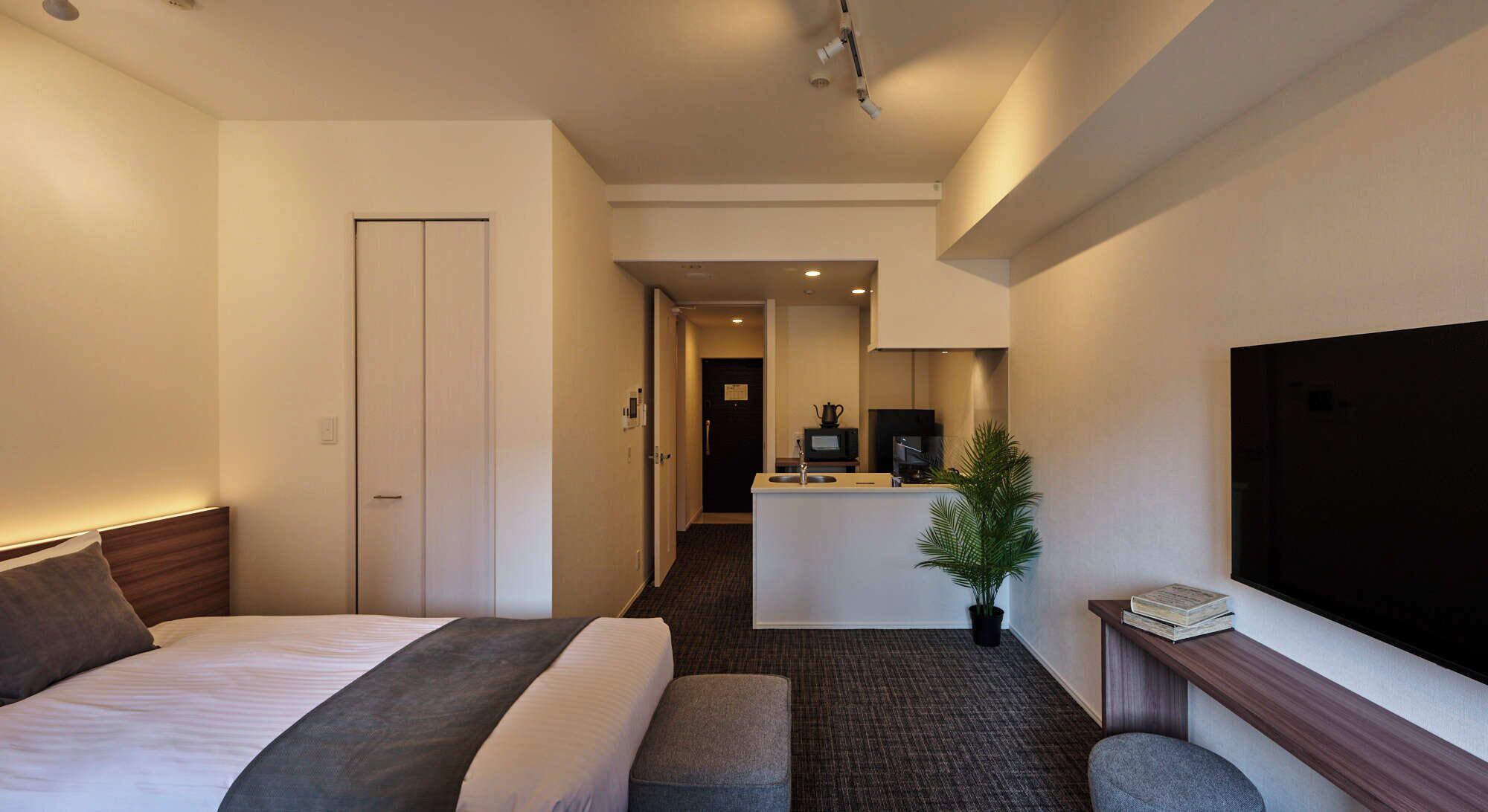 Twin Room | Blackout curtains, iron/ironing board, free WiFi