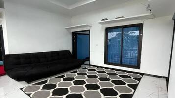 Family Villa, Lake View | Interior