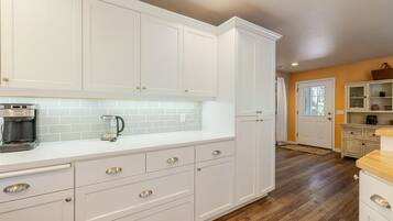 House, 3 Bedrooms | Interior