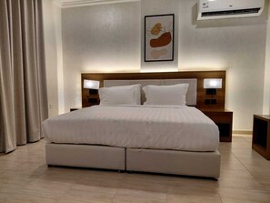 Iron/ironing board, free WiFi - Onsen Hotel Al Shati (Dammam)