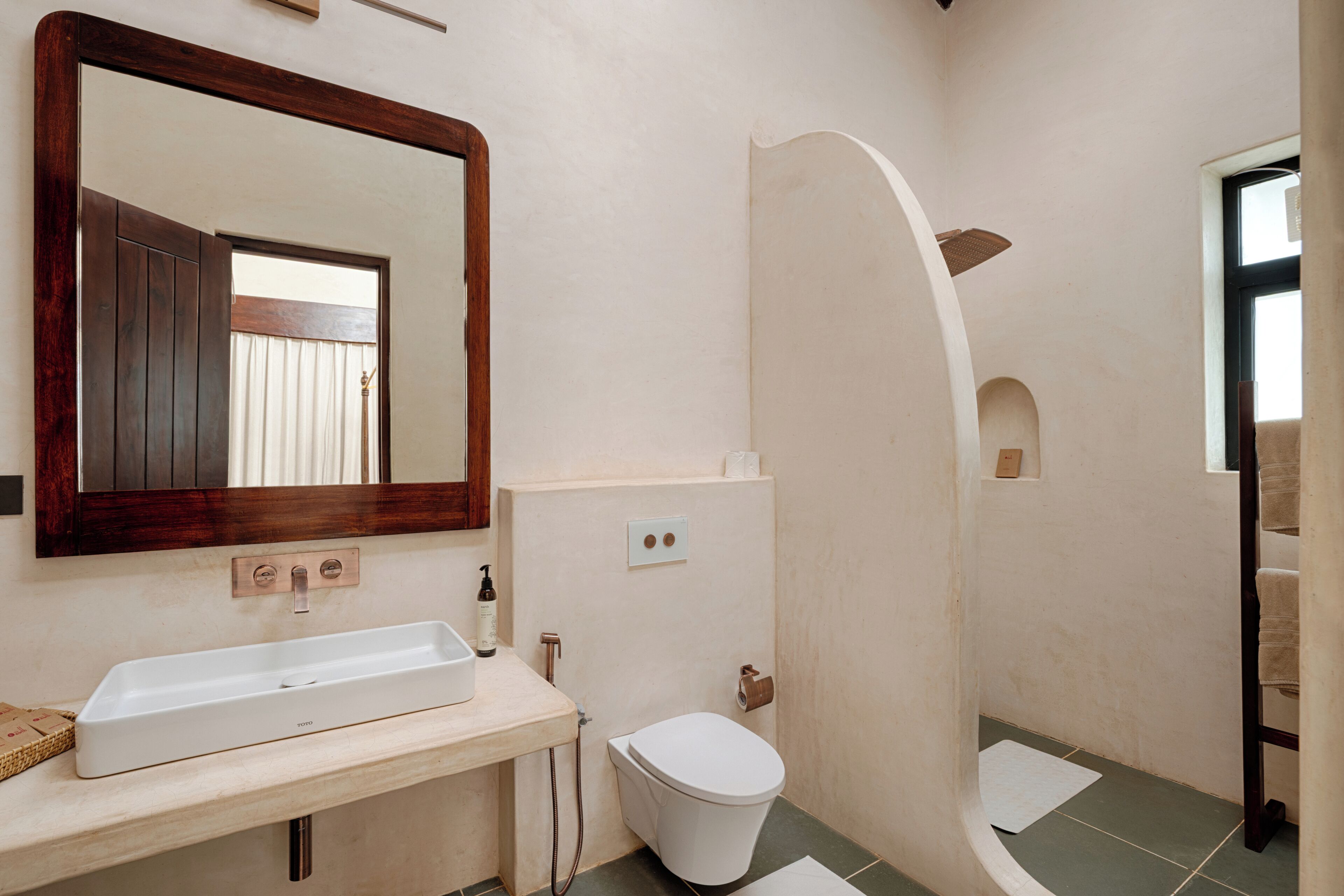Costal Cottages | Bathroom