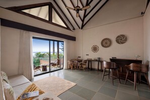 Earth Ocean Villa 