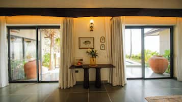 Villa, piscine privée, vue sur la mer | Intérieur
