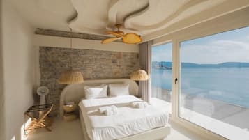 Chambre Deluxe, balcon, vue sur la mer | Fer et planche à repasser, accès au Wi-Fi (inclus)