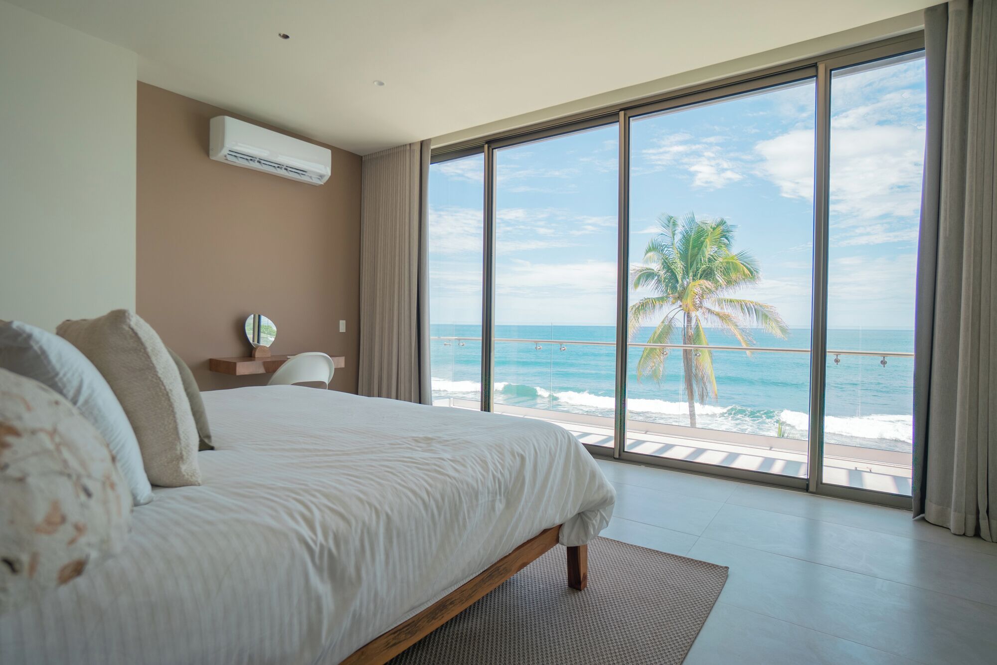 3 chambres, Wi-Fi gratuit, draps fournis
