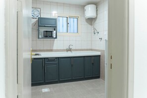 Family Apartment | Bathroom - Wahat Alsudfa Serviced Apartments (Buraydah)