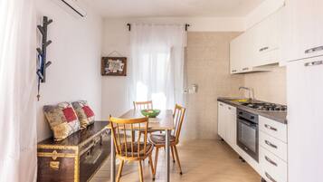 Apartment, City View | Dapur peribadi