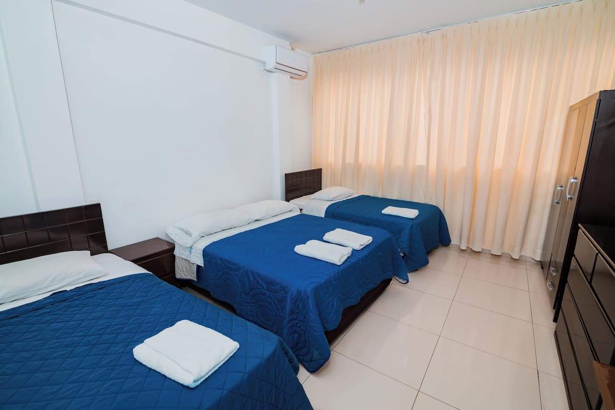 Standard Quadruple Room | Desk, laptop workspace, free WiFi