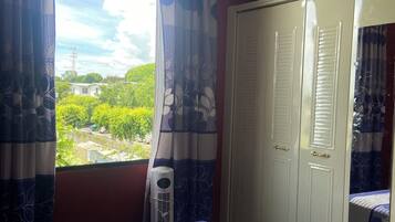 Iron/ironing board, internet