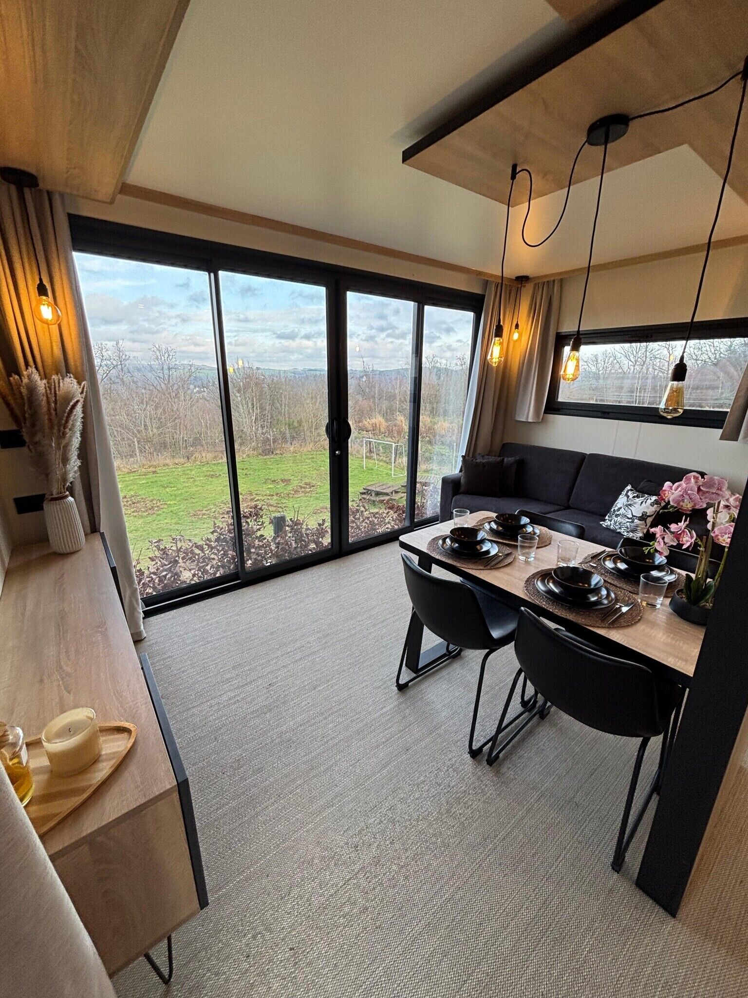 Panorama chalet, 2 slaapkamers, uitzicht op heuvels | Interieur