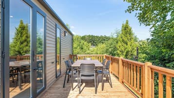 Familie chalet, 3 slaapkamers | Buiten dineren