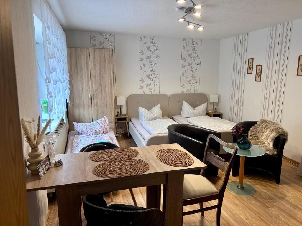 Apartamento, Se admiten mascotas, planta baja | Ropa de cama hipoalergénica y decoración individual