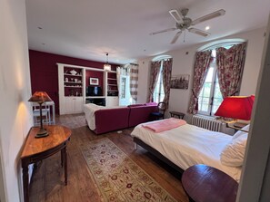 Room - Villars Castle (villars)