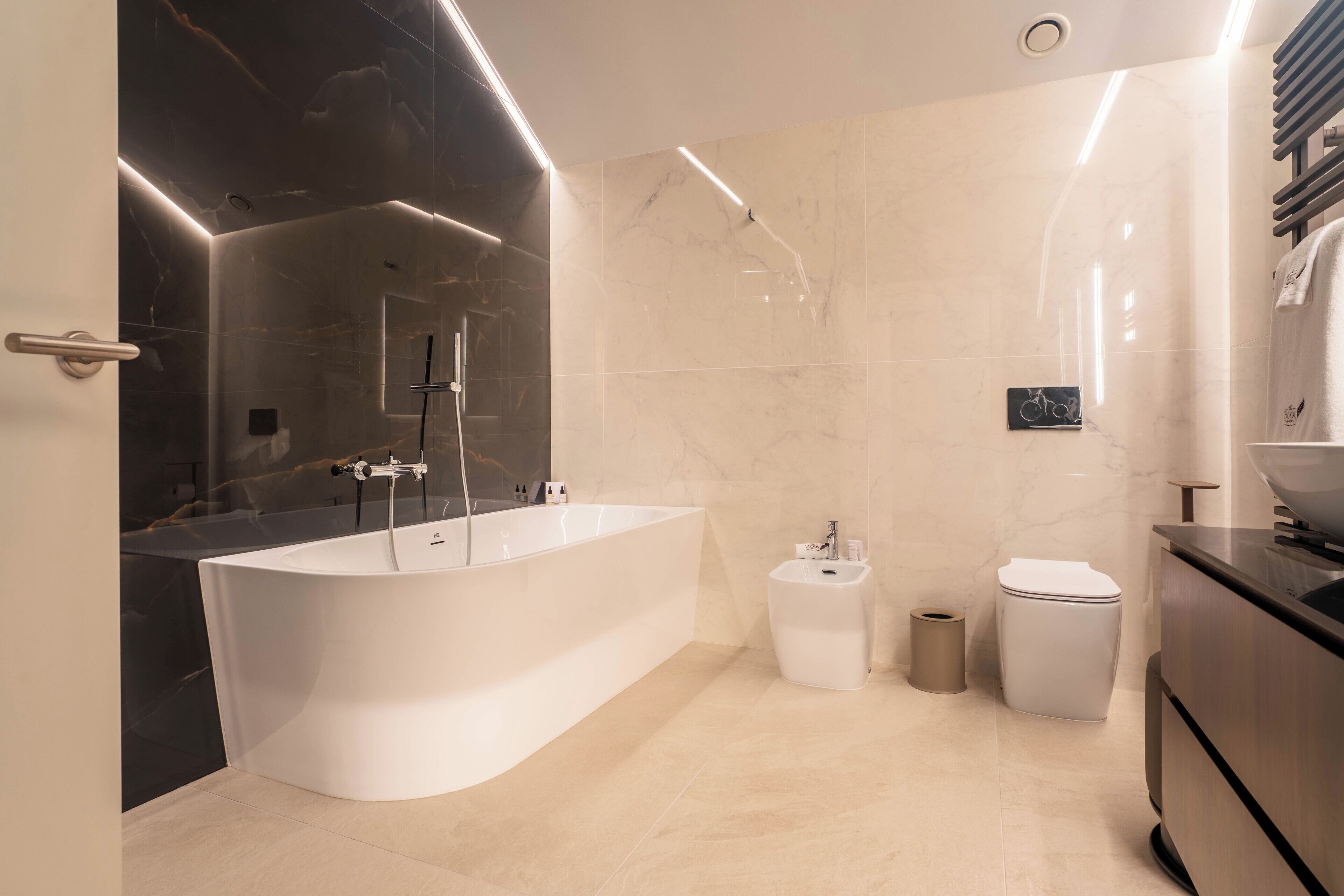 Suite Deluxe, vistas a la ciudad | Baño