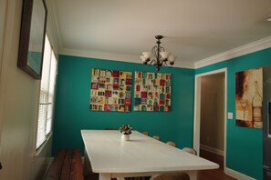 Dining - Wick way, sleeps 9 (Knightdale)