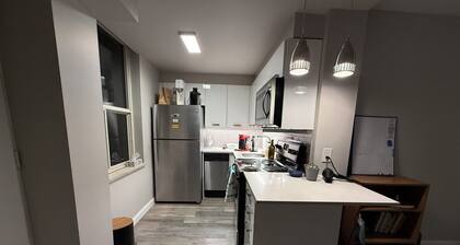 Cozy Studio Retreat in the Heart of Toronto