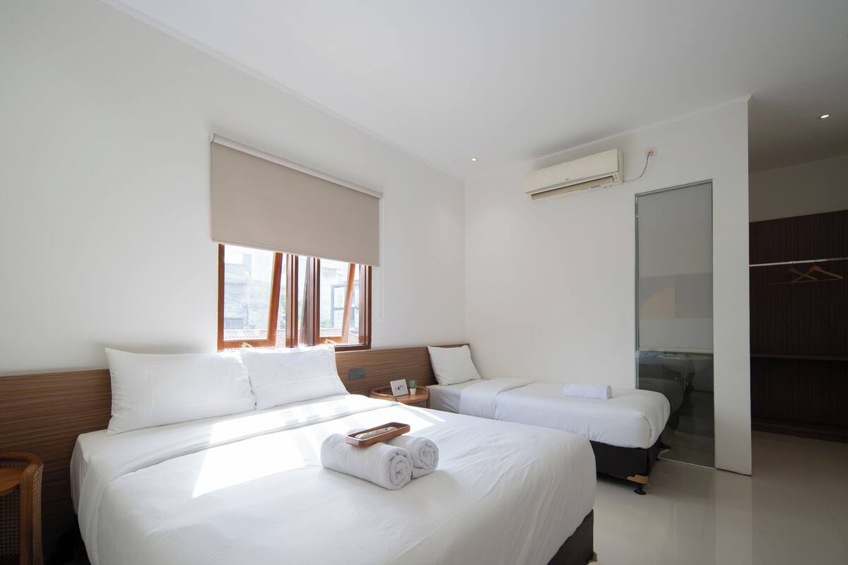 Family Room | Free WiFi, bed sheets