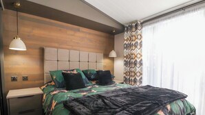 2 kamar tidur, Wi-Fi gratis, dan didekorasi berbeda-beda