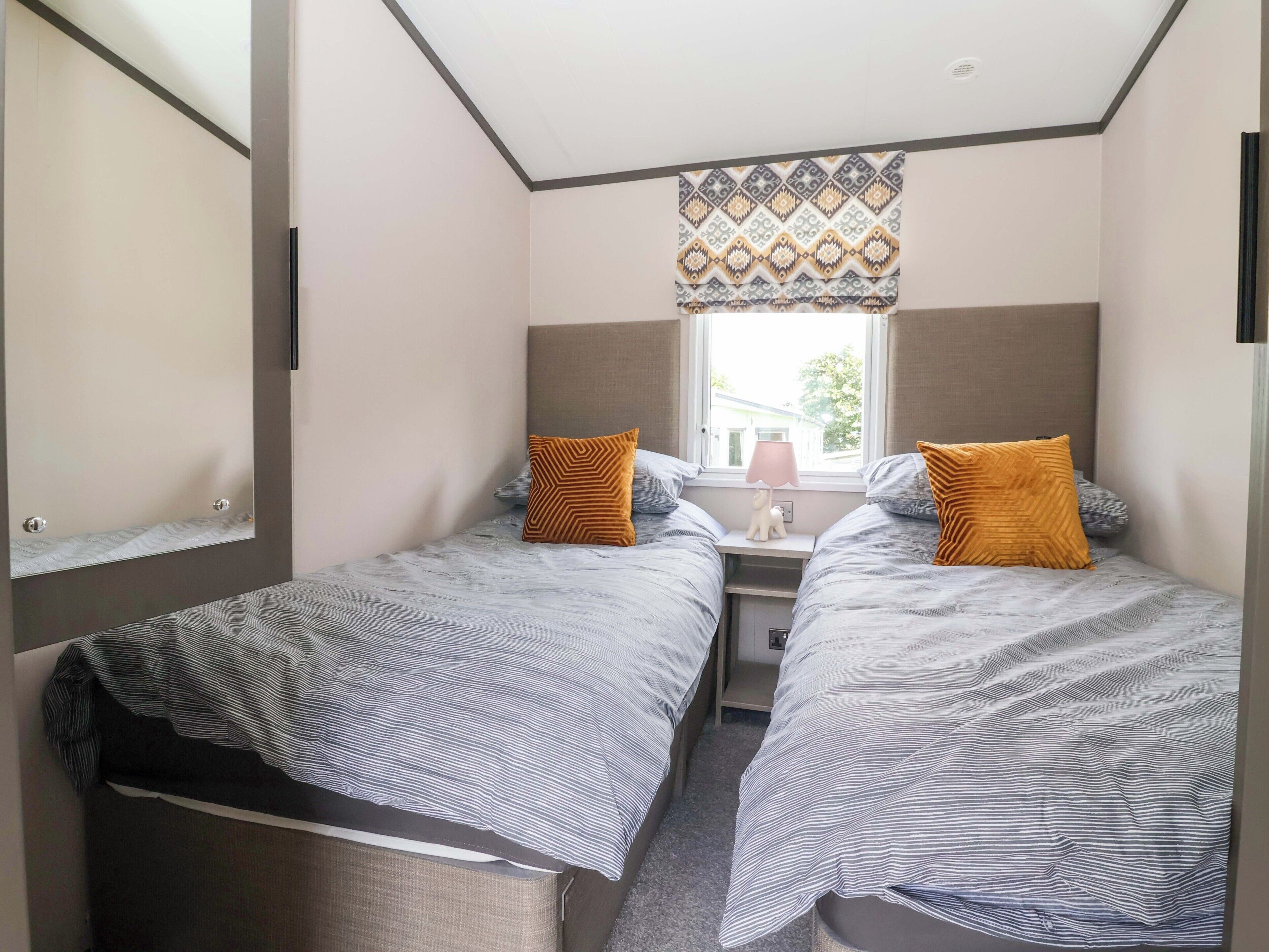 2 bedrooms, WiFi (free), individually decorated, individually furnished