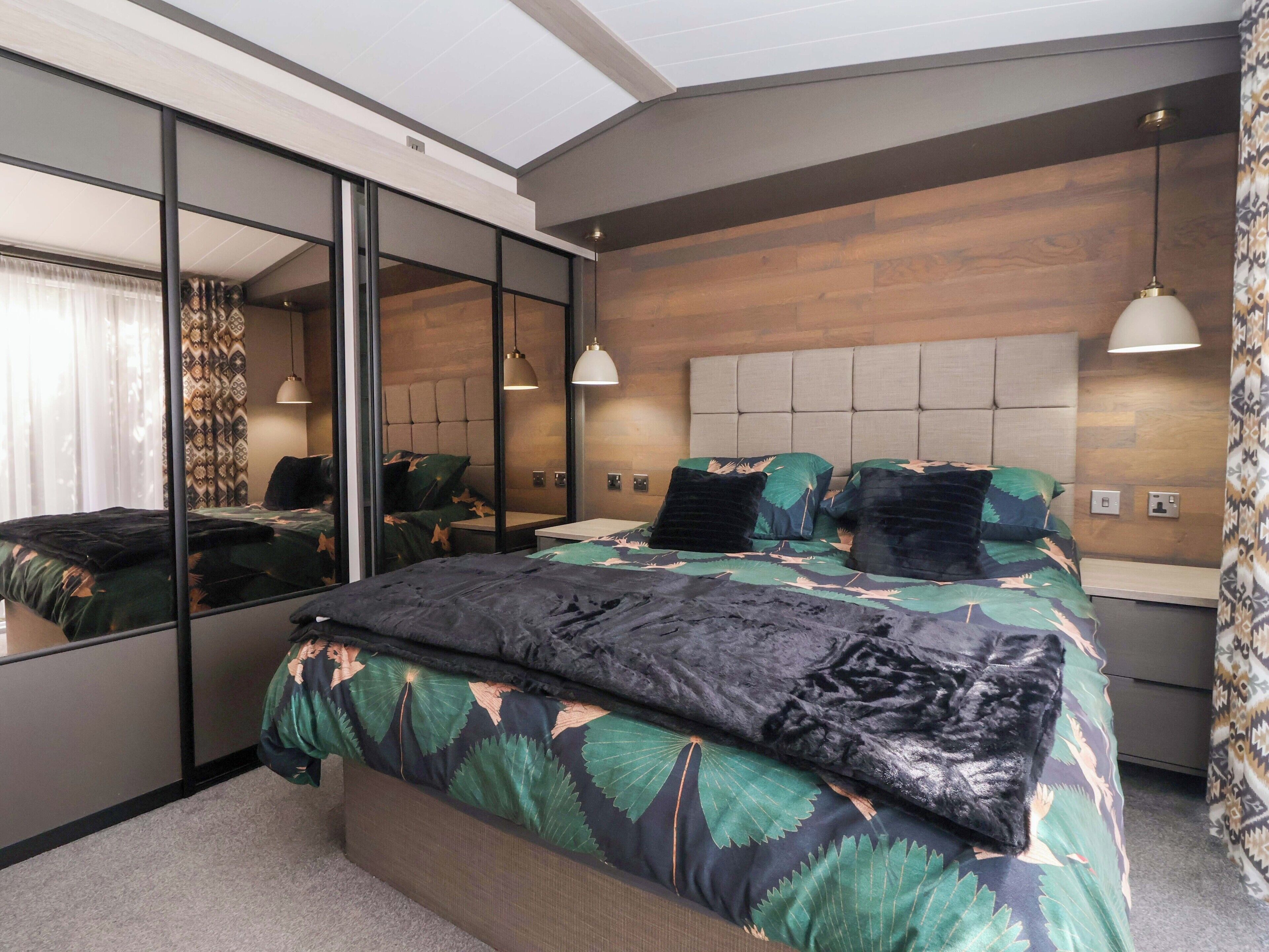 2 bedrooms, free WiFi, individually decorated, individually furnished