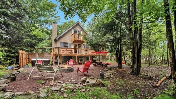 Unclassified image, 1 of 78, button - Horizon Hideaway Hot Tub Fire Pit Game Room (Long Pond)