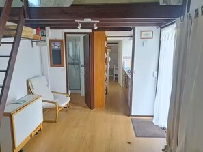 Interior - Unit 24 – “Lavande” - Chalet surrounded by nature, vineyards, and village life. (Lévignac-de-Guyenne)
