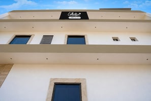 Ngoại thất