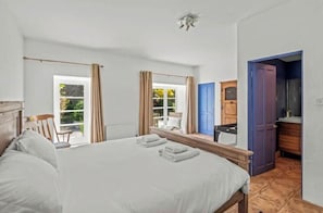 2 Schlafzimmer, Bügeleisen/Bügelbrett, WLAN, Bettwäsche