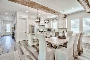 Dining - Private Pool/Free Bikes. 1st Floor Master. Walk to Beach! (Santa Rosa Beach)