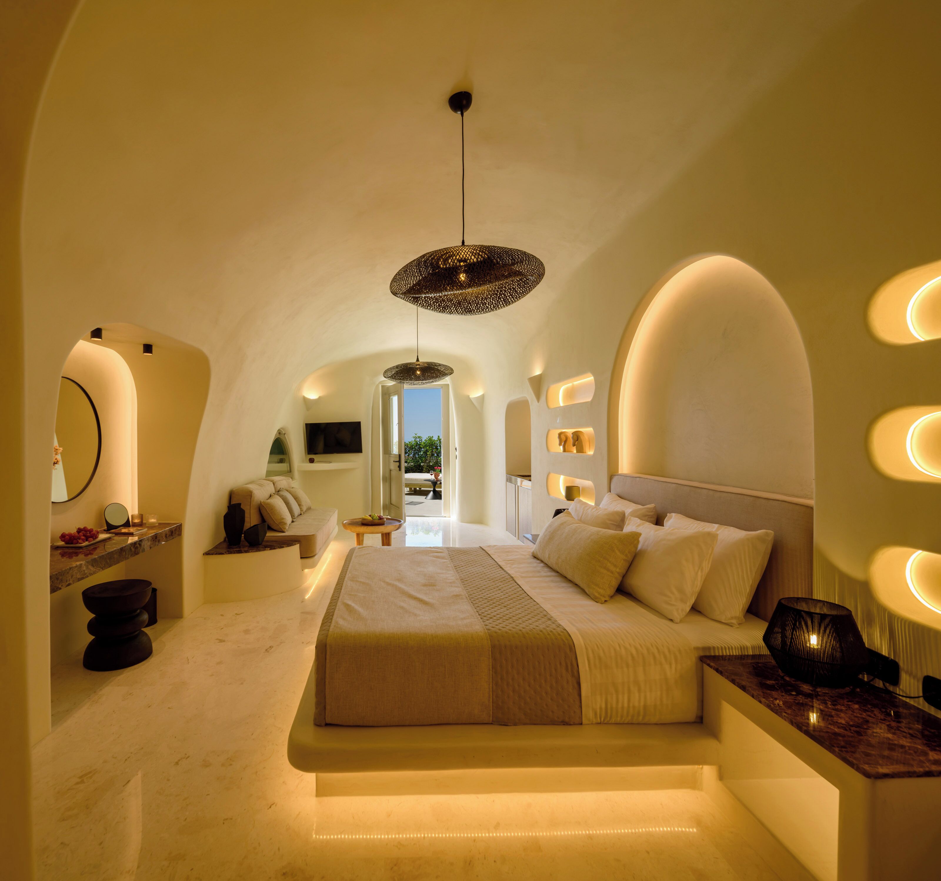 Premium Suite with Heated Plunge Pool and Sea View | Coffres-forts dans les chambres, chambres insonorisées