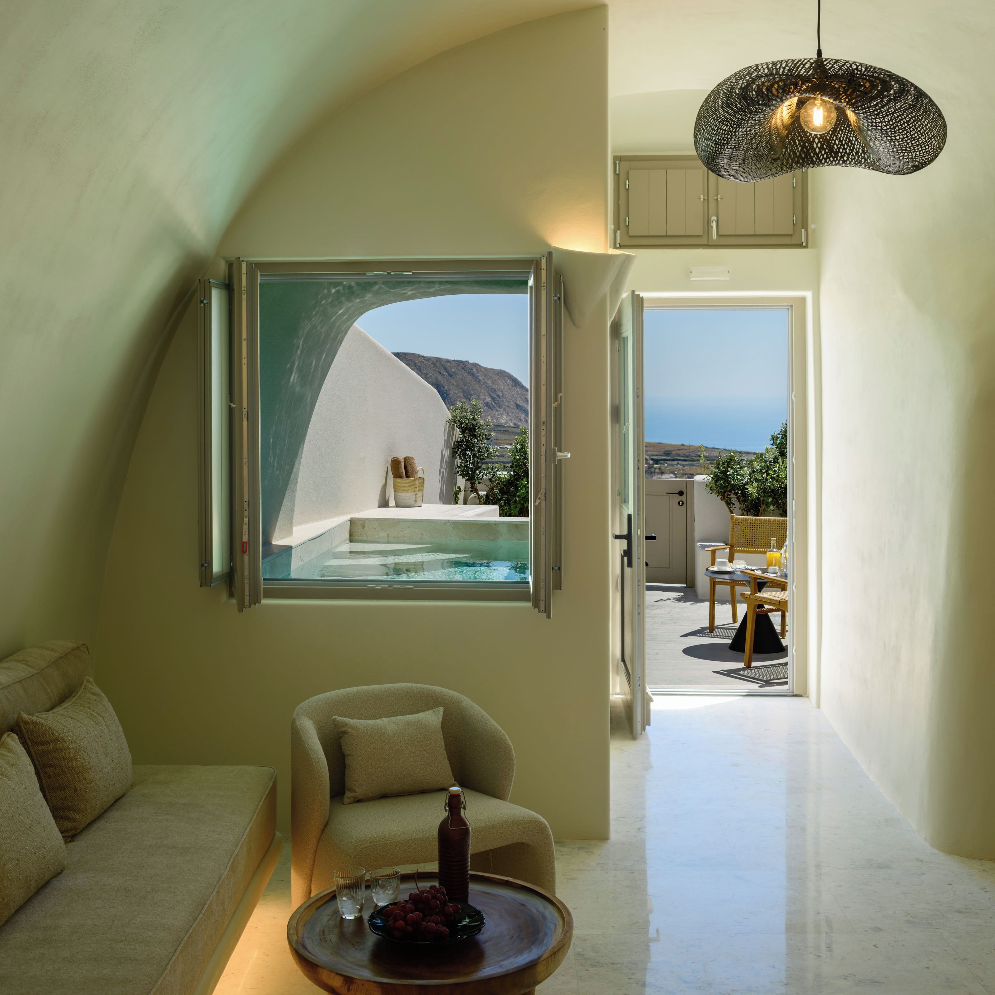 Deluxe Suite with Heated Plunge Pool and Sea View | Coin séjour