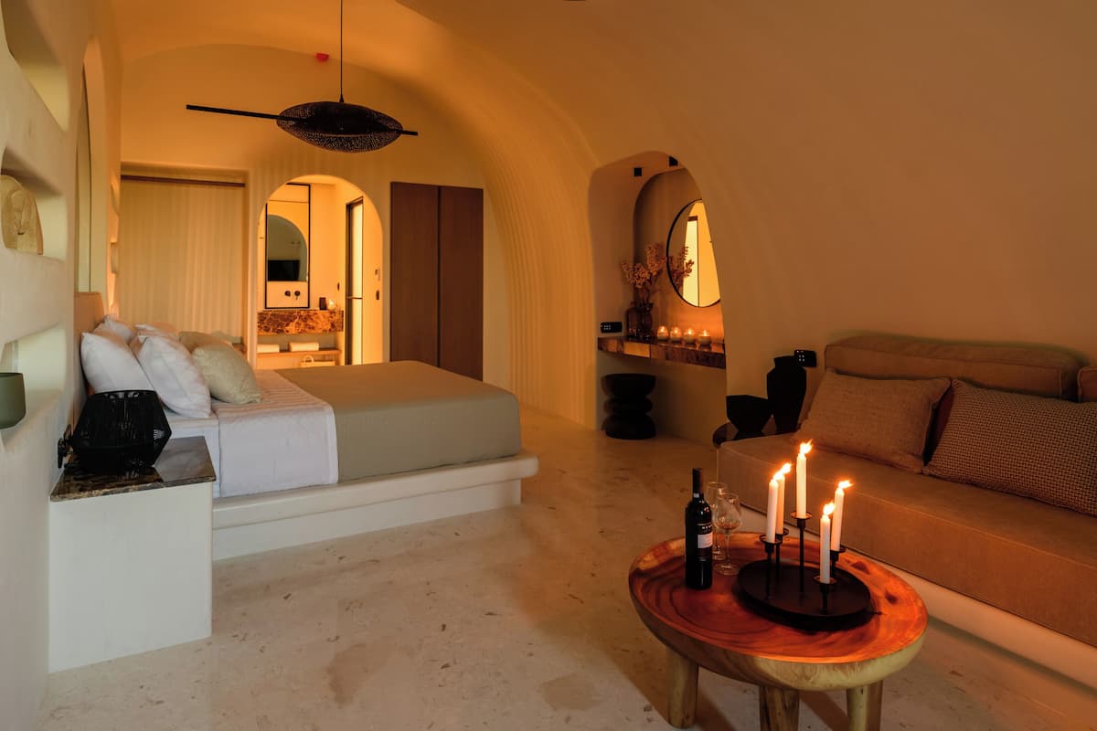 Premium Suite with Heated Plunge Pool and Sea View | ตู้นิรภัยในห้องพัก, ห้องเก็บเสียง, เตารีด/โต๊ะรีดผ้า, Wi-Fi ฟรี