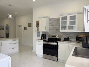 Coffee/tea maker, fridge, microwave, oven - Tropical Oasis with Pool & Outdoor Dining Near Beaches & Oistins Fish Fry (Oistins)
