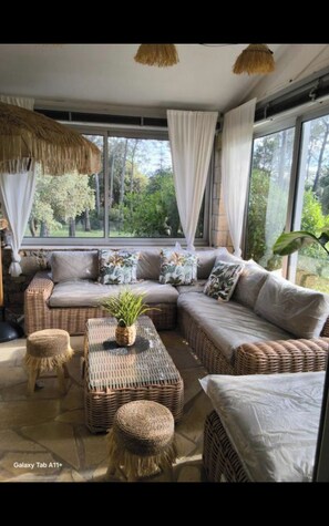 Smart TV - 130m2 ground floor villa with private pool on 4000m2 of land (Les Arcs)